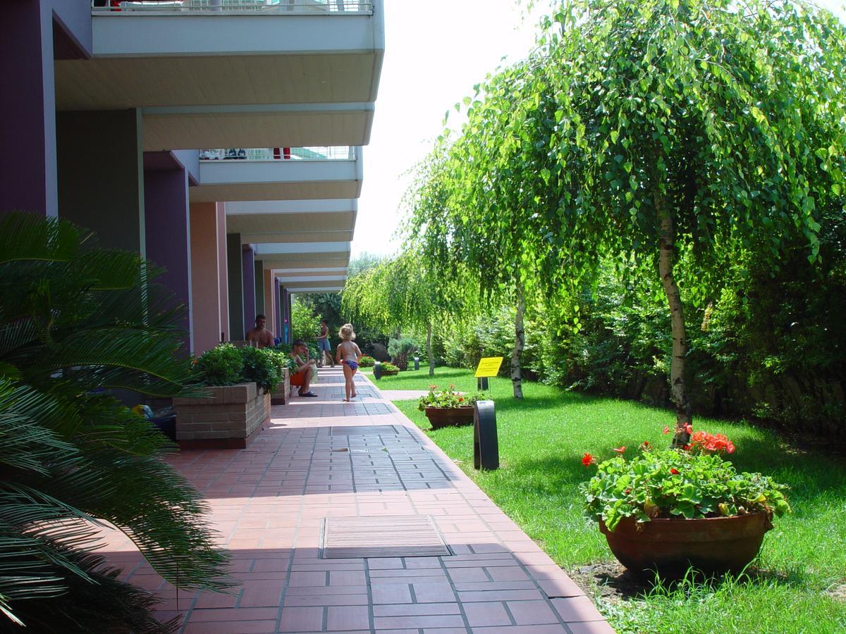 Residence Mediterraneo San Benedetto del Tronto Exterior photo